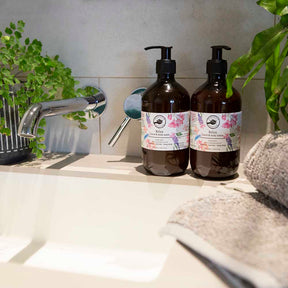 Relax Hand & Body Wash 200mL
