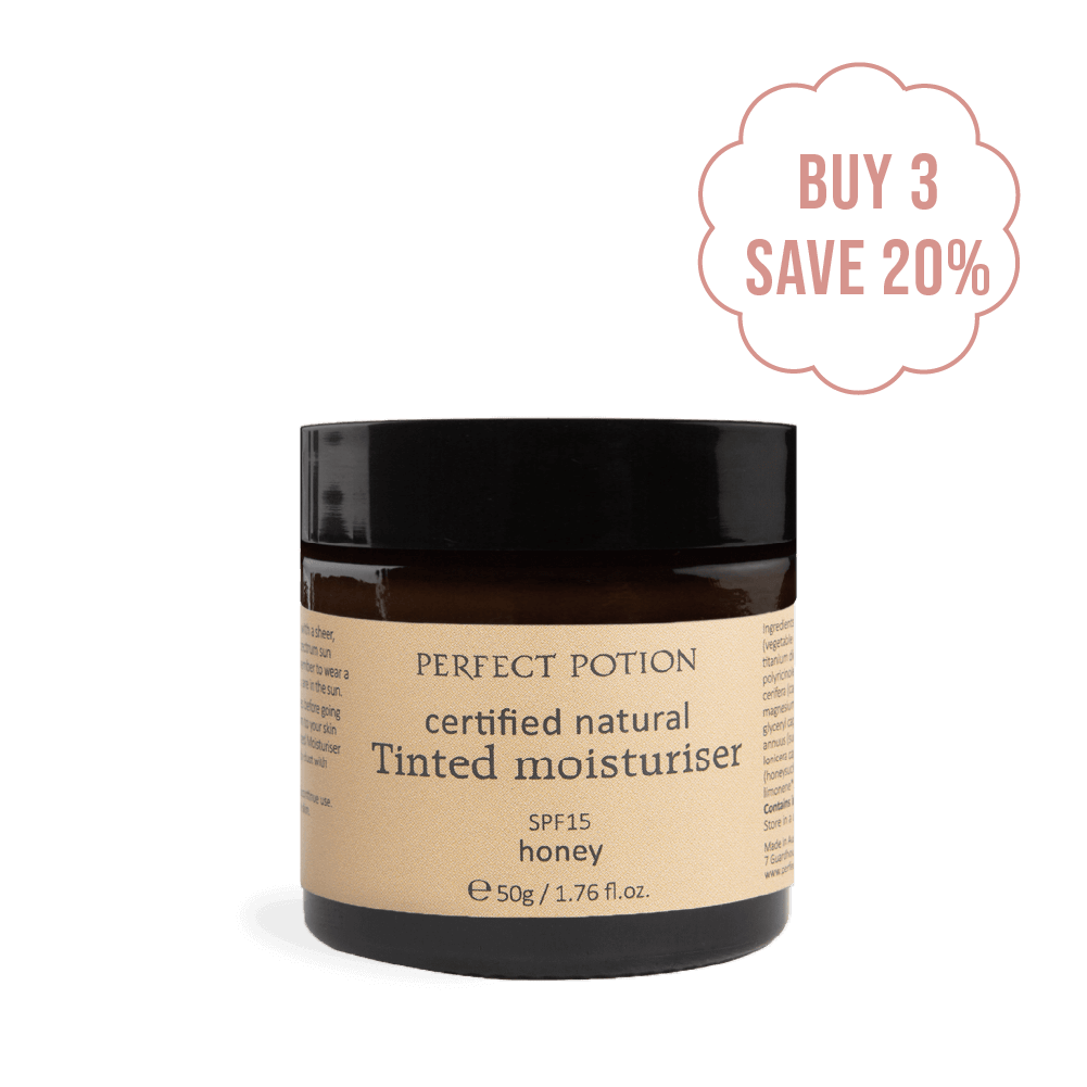 Tinted Moisturiser (Honey)